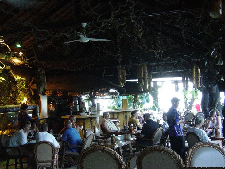 Erfrischung im<br> gem�tlichen Restaurant